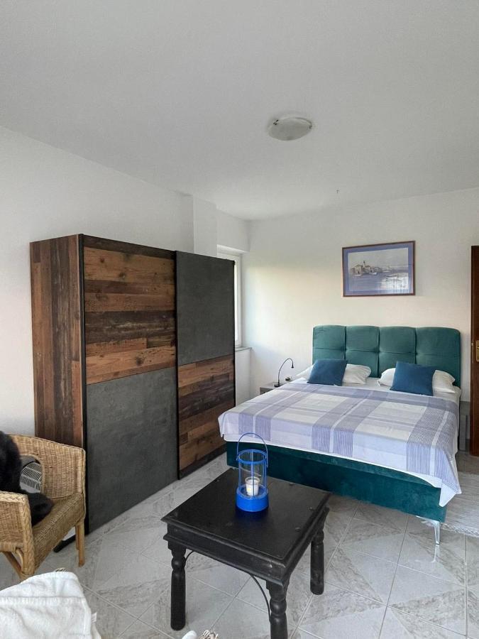 Apartman Kacic Sveti Ivan Dobrinjski エクステリア 写真